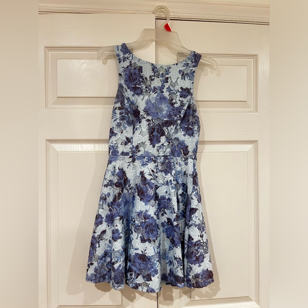 Women’s Blue Floral XS dress
